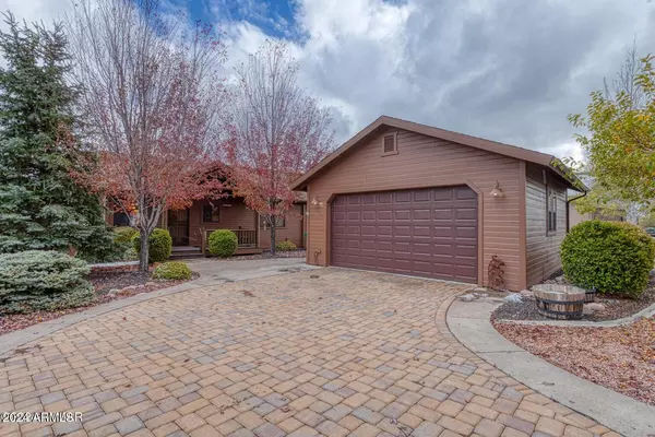 Show Low, AZ 85901,1061 N BISON GOLF Court