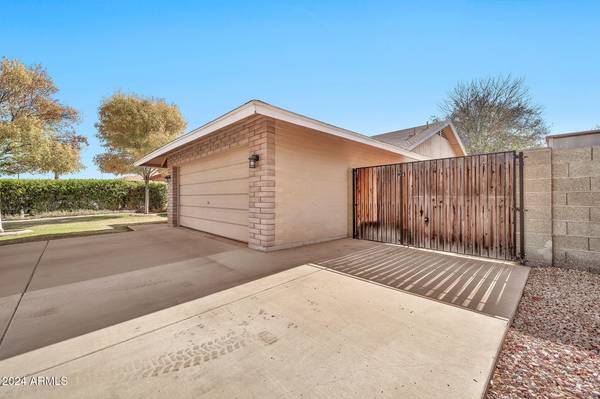 Glendale, AZ 85302,6345 W BROWN Street