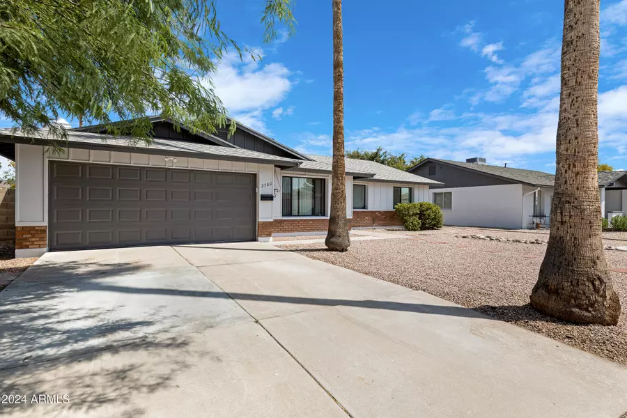 2500 E HERMOSA Drive, Tempe, AZ 85282