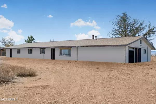 Pearce, AZ 85625,13067 S DOS CABEZAS Road