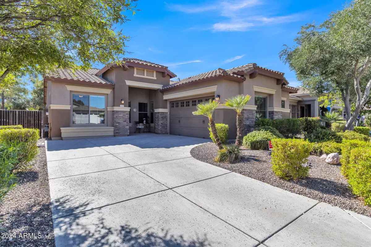 Gilbert, AZ 85298,2739 E SOURWOOD Drive