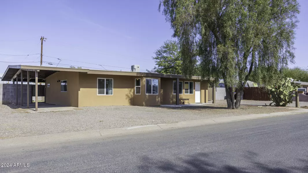 694 W COOLIDGE Place, Coolidge, AZ 85128