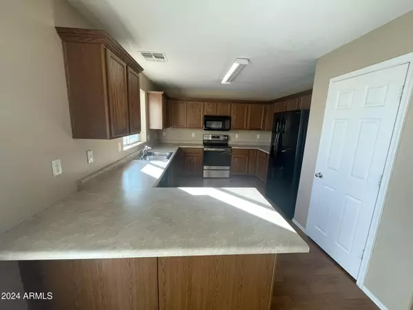 Maricopa, AZ 85138,41139 W CAHILL Drive