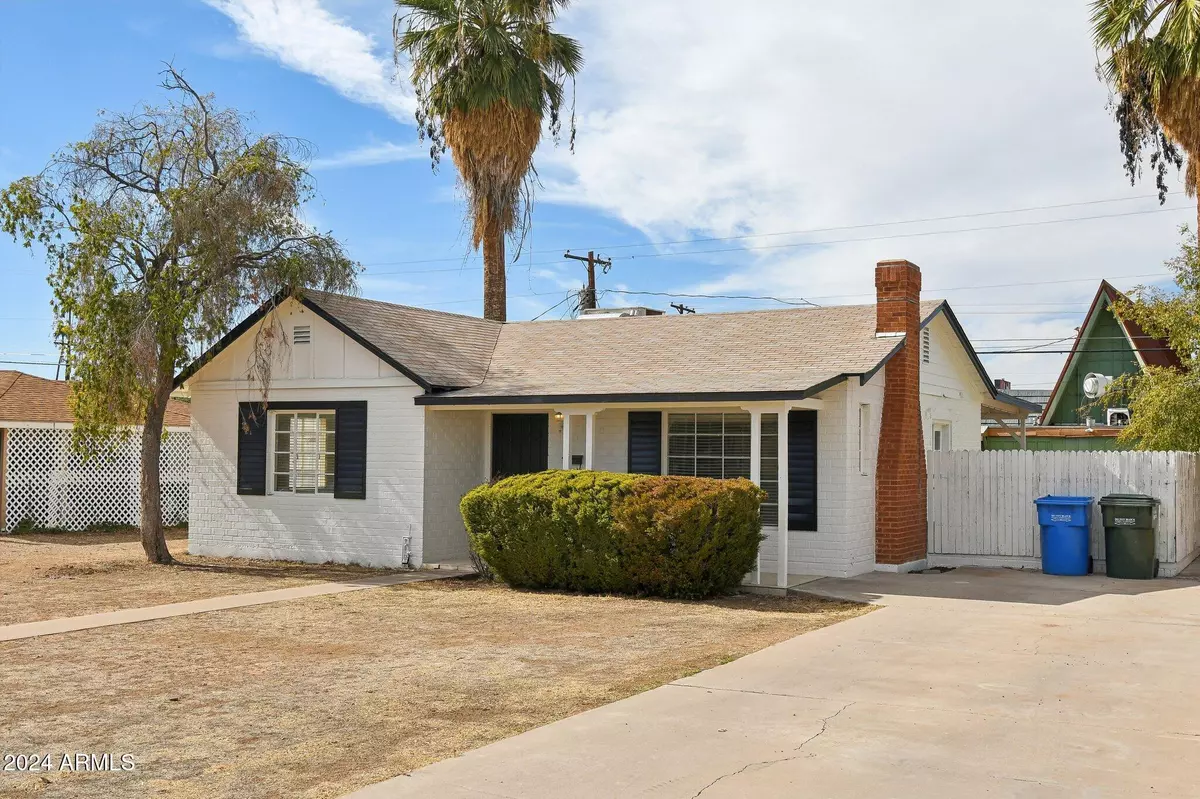 Phoenix, AZ 85018,4008 N 32nd Place