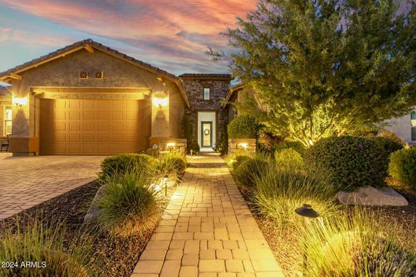 8772 W BROOKLITE Lane, Peoria, AZ 85383