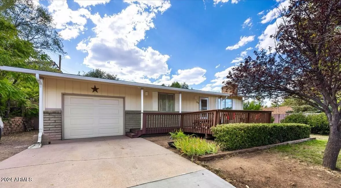 Prescott, AZ 86303,324 ROBINSON Drive