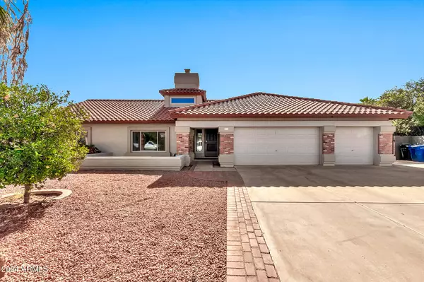 125 S HONEYSUCKLE Lane, Gilbert, AZ 85296