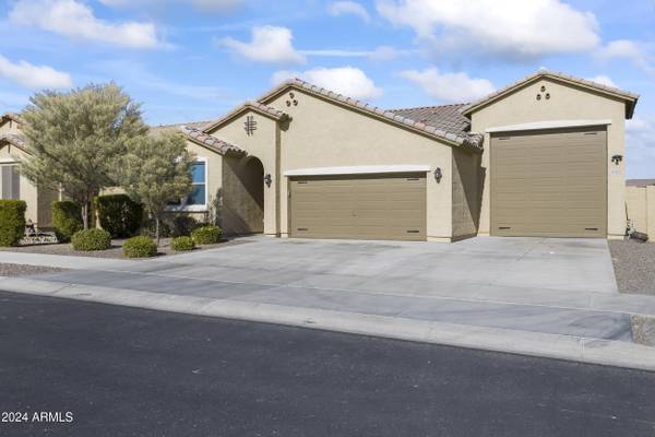 18428 W ROBIN Lane, Surprise, AZ 85387