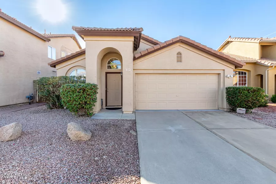 3219 E WICKIEUP Lane, Phoenix, AZ 85050