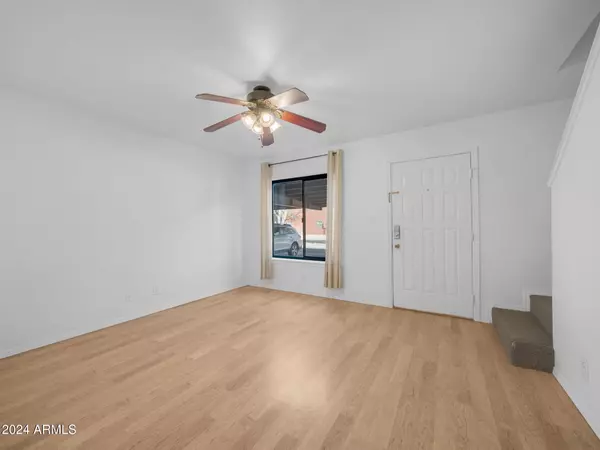 Flagstaff, AZ 86001,501 W Santa Fe Avenue #23