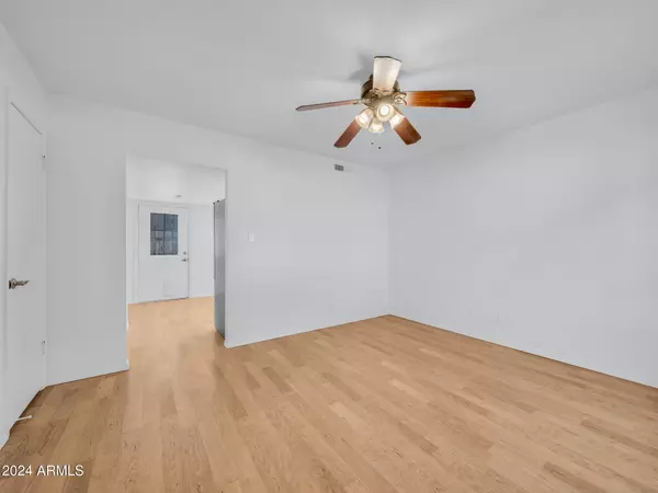 Flagstaff, AZ 86001,501 W Santa Fe Avenue #23