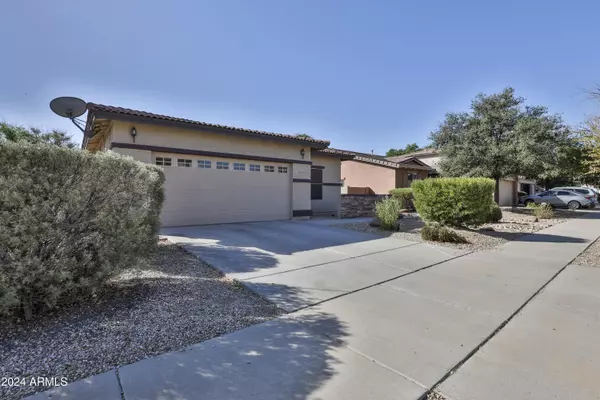 13767 W VENTURA Street, Surprise, AZ 85379