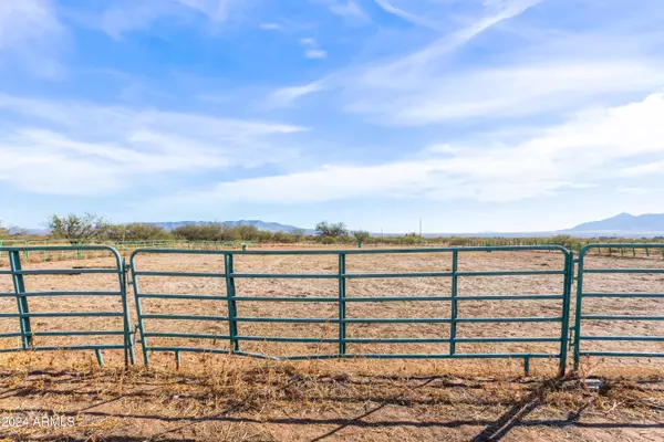 Hereford, AZ 85615,9595 S KINGS RANCH Road