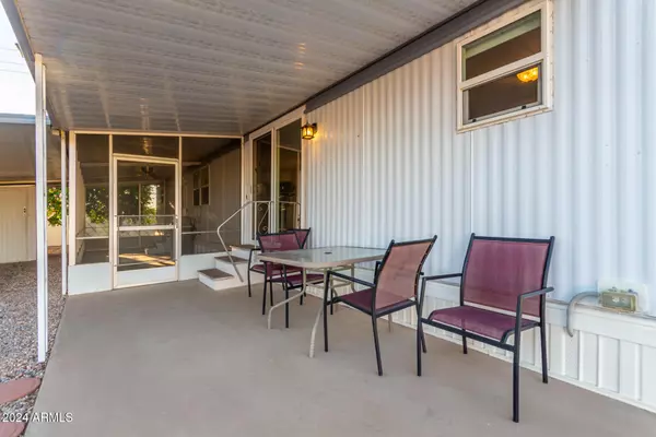 Mesa, AZ 85208,44 S HAWES Road #A15