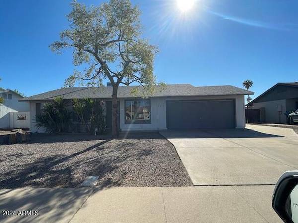 1517 W COMSTOCK Drive, Chandler, AZ 85224