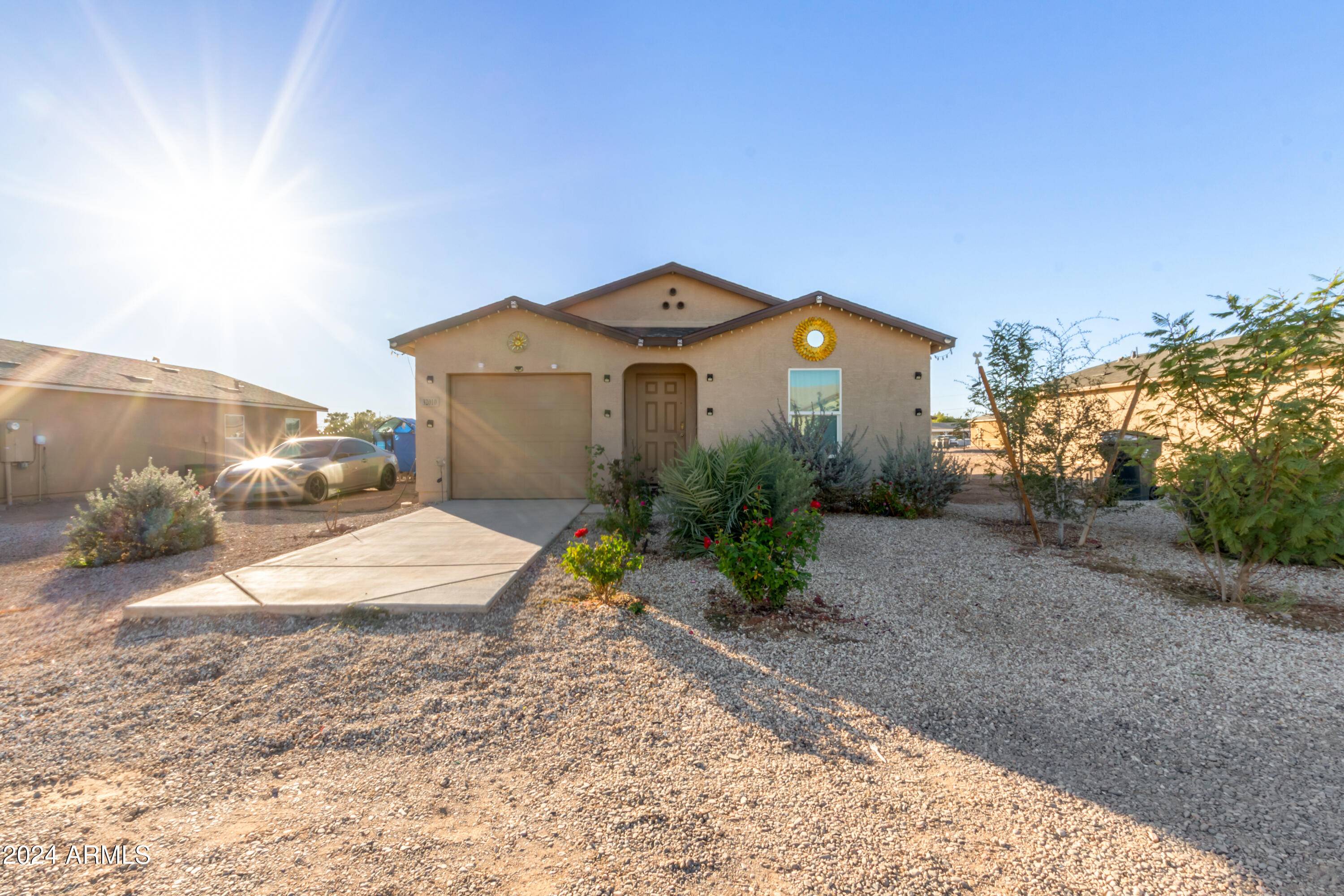 32010 N REDDING Street, Wittmann, AZ 85361