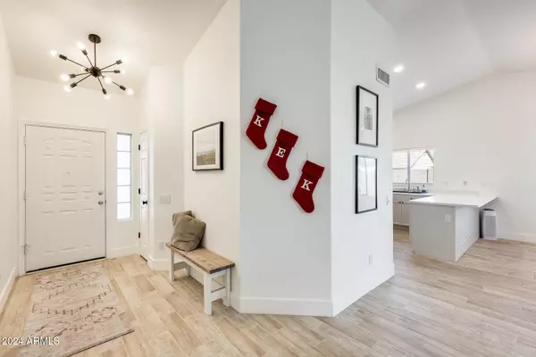 1843 N AVERY Circle Mesa, AZ 85207