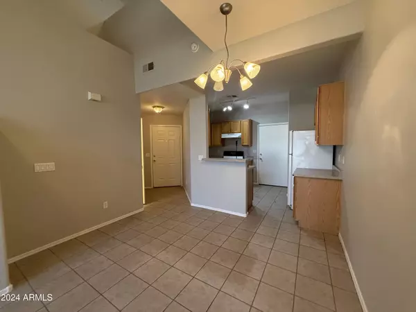 Tempe, AZ 85288,2027 E UNIVERSITY Drive #102