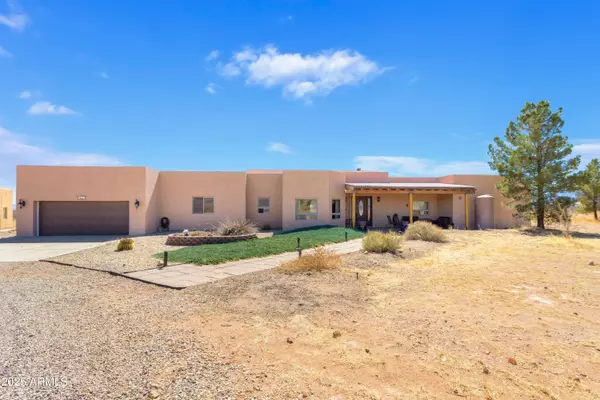 Huachuca City, AZ 85616,822 W DUST STORM Road