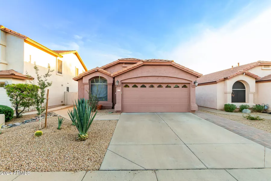 4847 E ABRAHAM Lane, Phoenix, AZ 85054