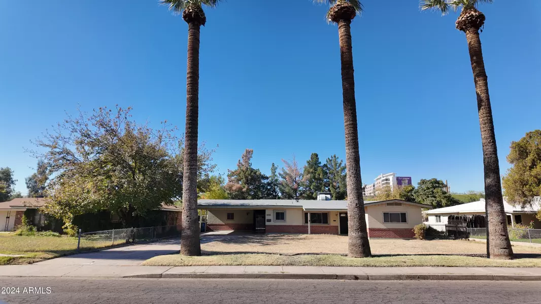 2702 N 21ST Street, Phoenix, AZ 85006