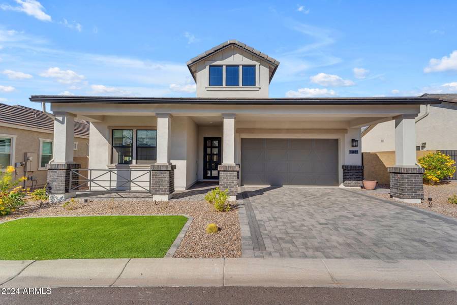 8134 E JUNE Street, Mesa, AZ 85207