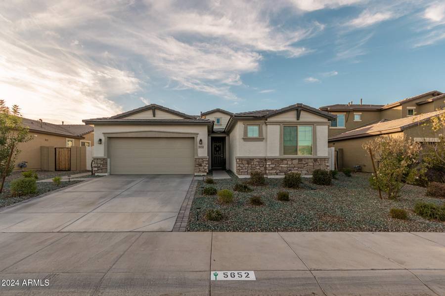 5652 N 188TH Lane, Litchfield Park, AZ 85340