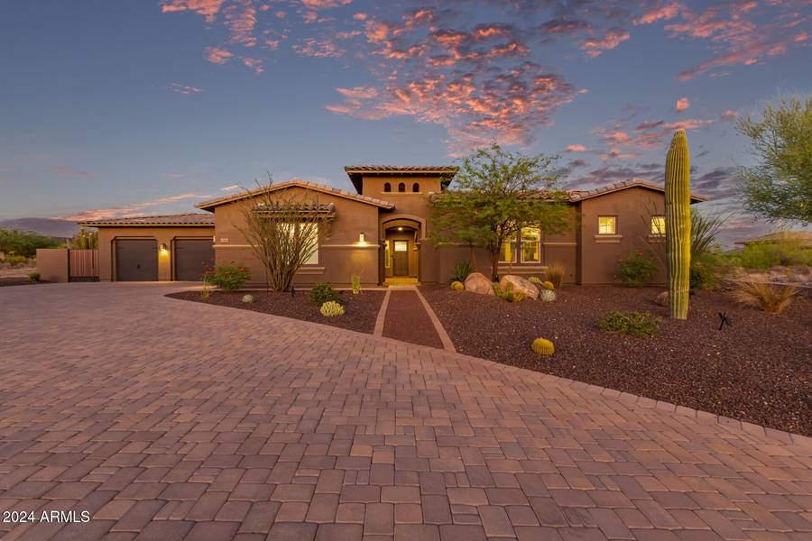 8566 E CAVALRY Drive, Scottsdale, AZ 85266