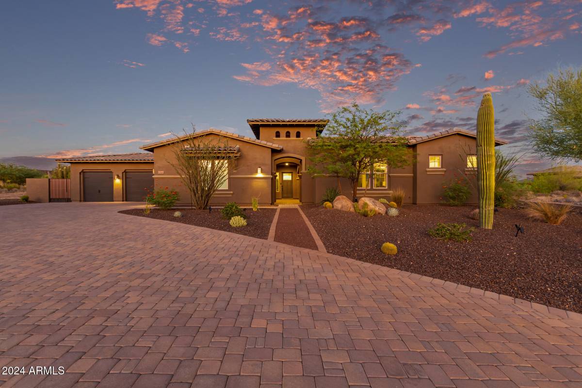 Scottsdale, AZ 85266,8566 E CAVALRY Drive