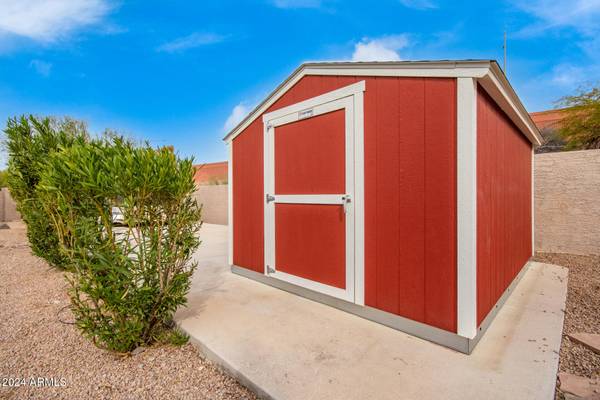 3243 N SAFFRON --,  Mesa,  AZ 85215