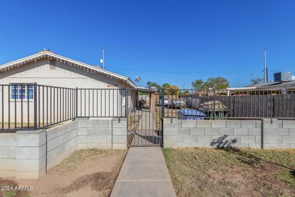 Phoenix, AZ 85009,3542 W MARICOPA Street W