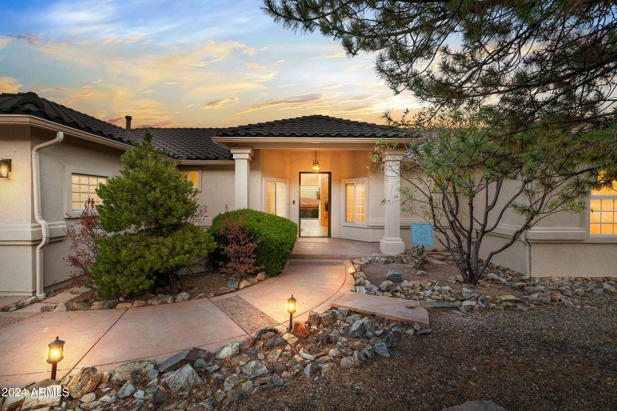 Prescott, AZ 86301,525 SHADOW MOUNTAIN Drive