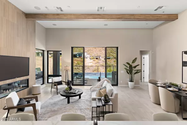 Fountain Hills, AZ 85268,14174 E HIGHLAND Avenue