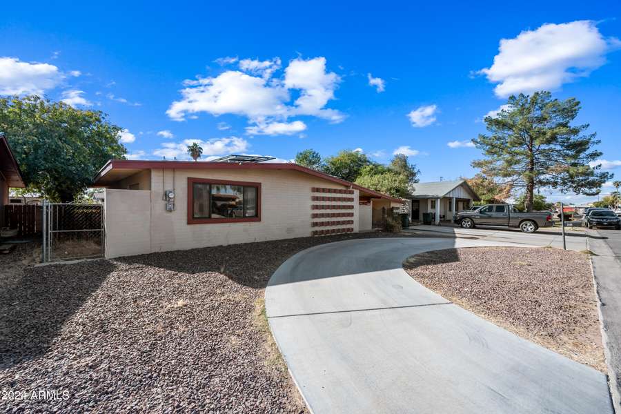 1219 E BARCELONA Avenue, Casa Grande, AZ 85122