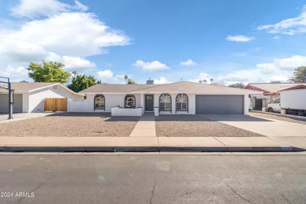 2241 E FOX Street,  Mesa,  AZ 85213