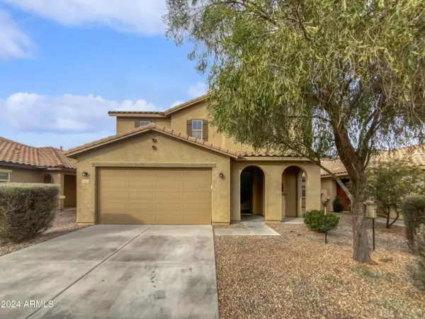 4042 W KIRKLAND Avenue, San Tan Valley, AZ 85144