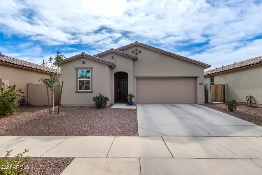 40001 W CRANE Drive, Maricopa, AZ 85138