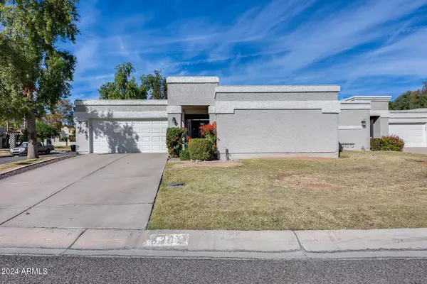 8204 E DEL CUARZO Drive, Scottsdale, AZ 85258