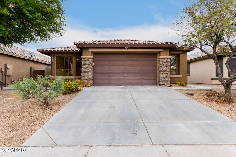 3714 W RUSHMORE Drive, Anthem, AZ 85086