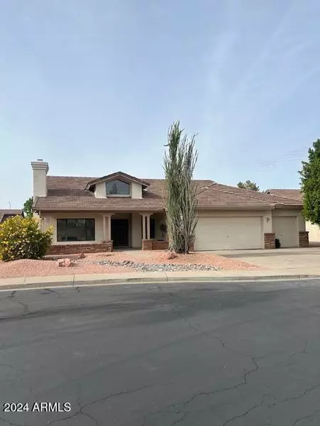 1816 N SALEM Street, Mesa, AZ 85205