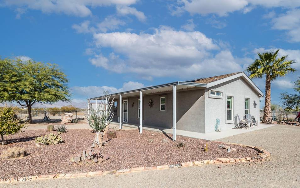 39423 North Avenue, Salome, AZ 85348