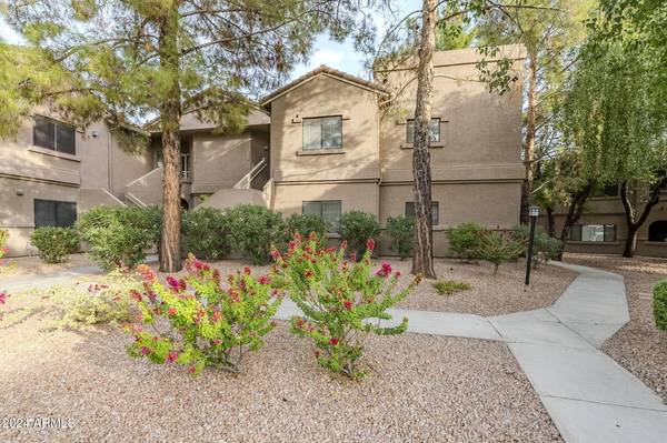 Scottsdale, AZ 85260,15050 N THOMPSON PEAK Parkway #2024