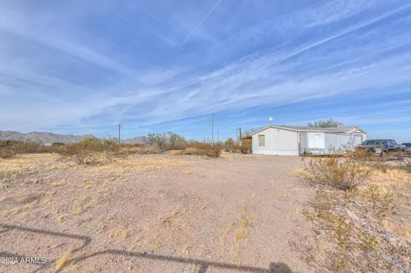 Maricopa, AZ 85139,51496 W PUMBA Drive