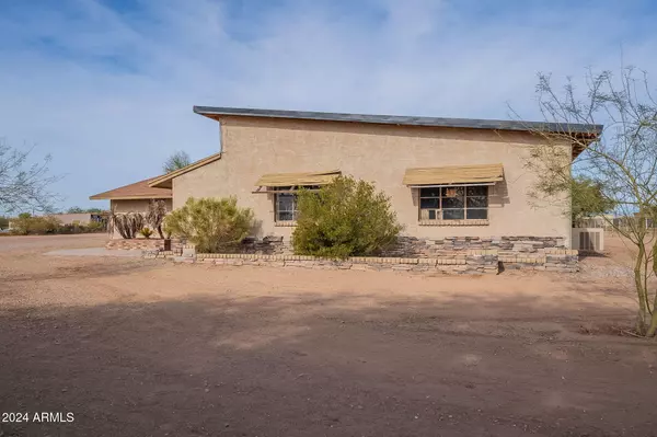 San Tan Valley, AZ 85140,1552 E RANCH Road