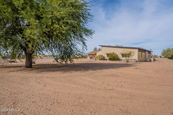 San Tan Valley, AZ 85140,1552 E RANCH Road