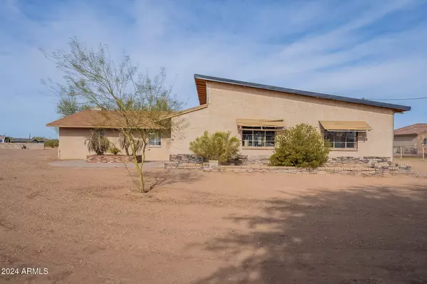 San Tan Valley, AZ 85140,1552 E RANCH Road