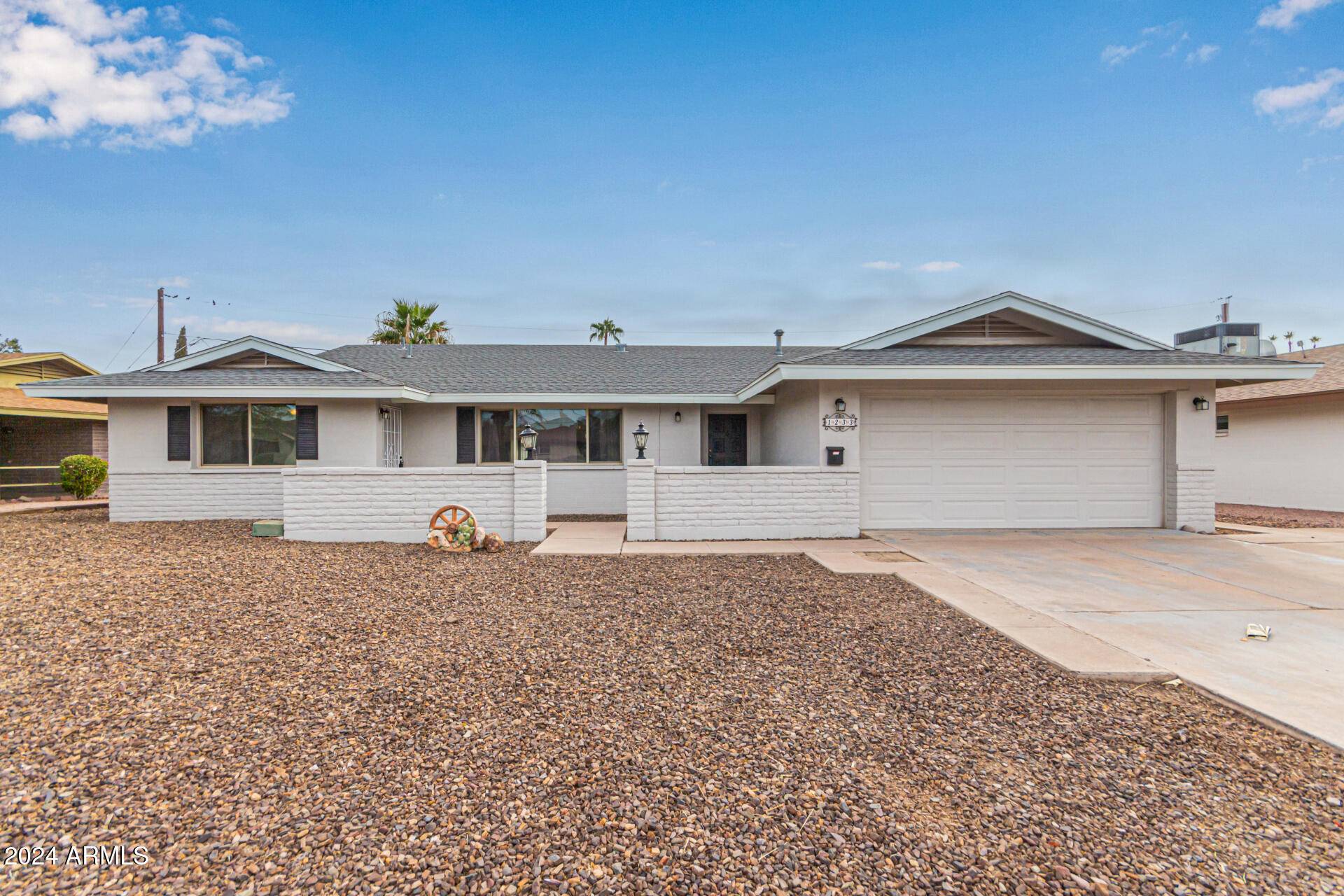 1233 E CAMPUS Drive,  Tempe,  AZ 85282