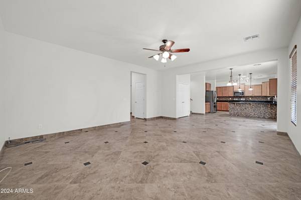 Tolleson, AZ 85353,3824 S 101ST Drive