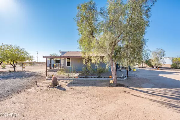 Wittmann, AZ 85361,22115 W Dixileta Drive