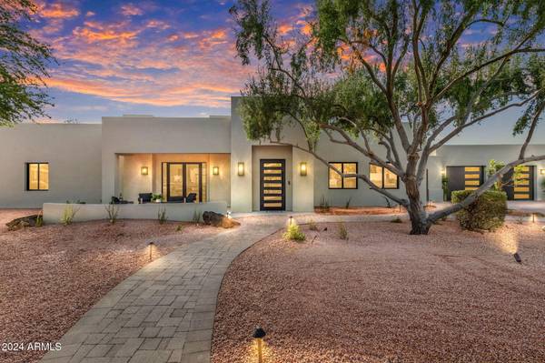 Paradise Valley, AZ 85253,6715 E Beryl Avenue